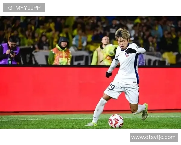 北京市足协贺信：国安用金灿灿的奖杯回应了首都广阔球迷的等待